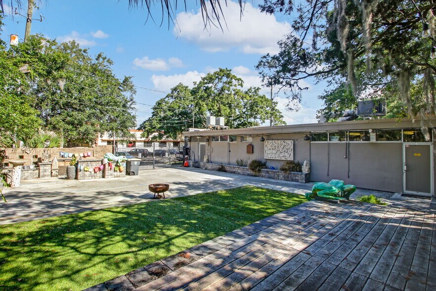 More Photos Of 1503 Oak St, Jacksonville Medical For Sale