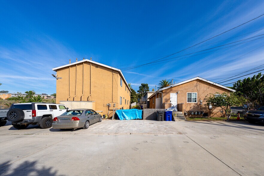 More Photos Of 6736-6740 Kelly St, San Diego Apartments For Sale