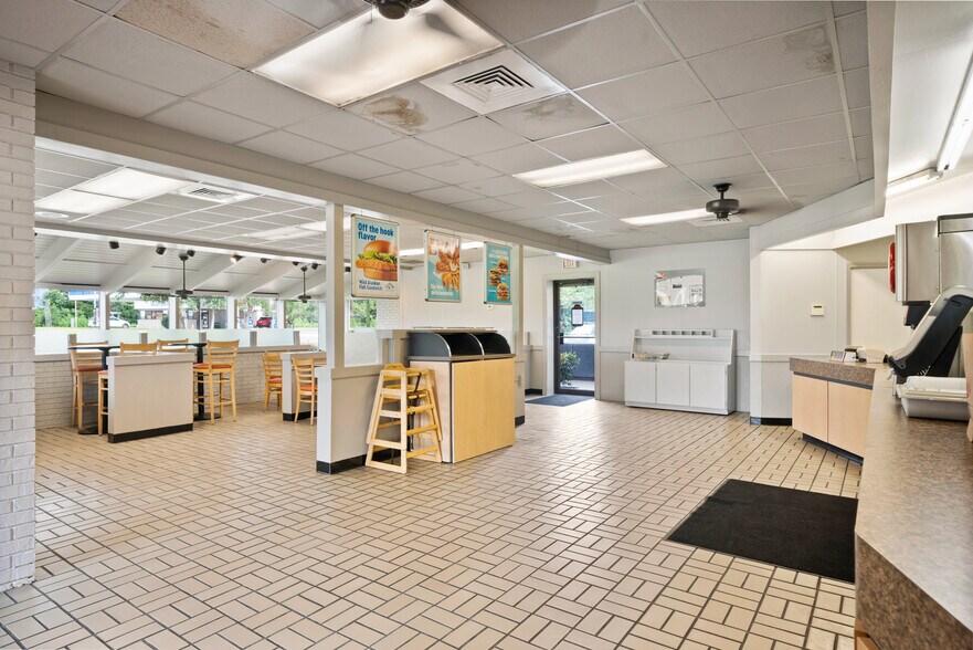 More Photos Of 1020 Horse Creek Rd SW, Darien Restaurant For Sale