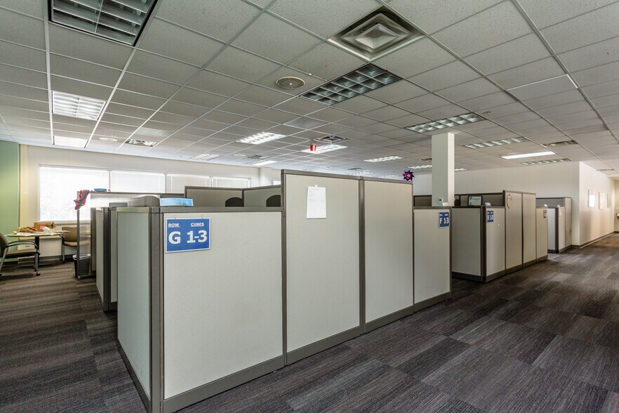 More Photos Of 1450 Technology Dr, Harrisonburg Office For Sale