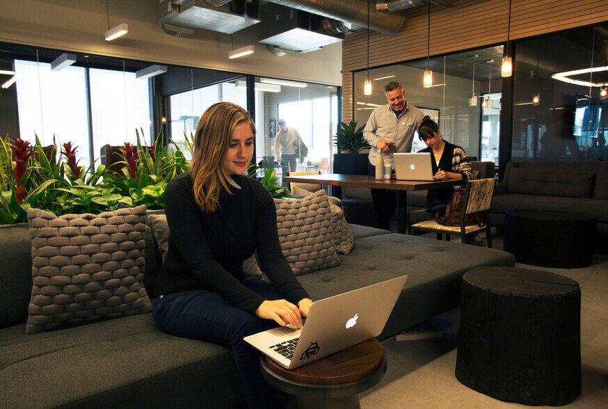 More Photos Of 621-629 N High St, Columbus Loft Creative Space For Lease