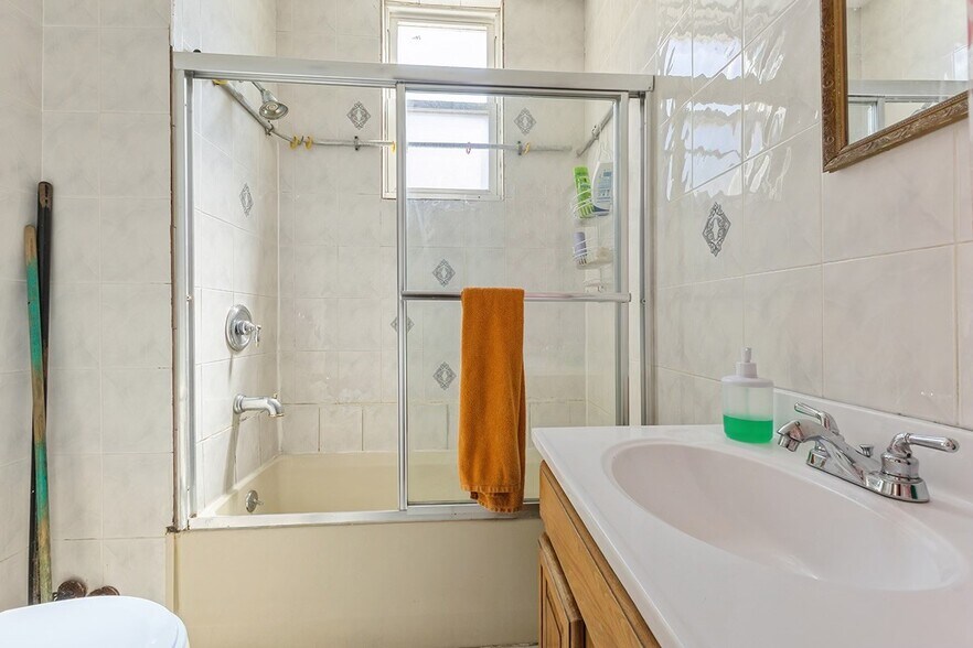 More Photos Of 883 Cypress Ave, Ridgewood Storefront Retail Residential For Sale