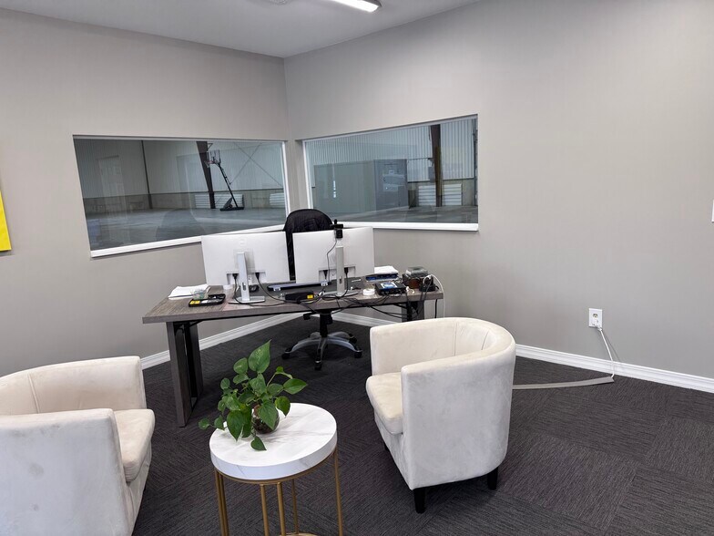 More Photos Of 3217 Profit, Fairfield Warehouse For Lease