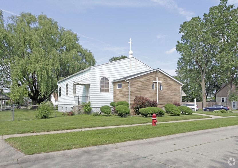 Primary Photo Of 14873 Collinson St, Eastpointe Religious Facility For Sale