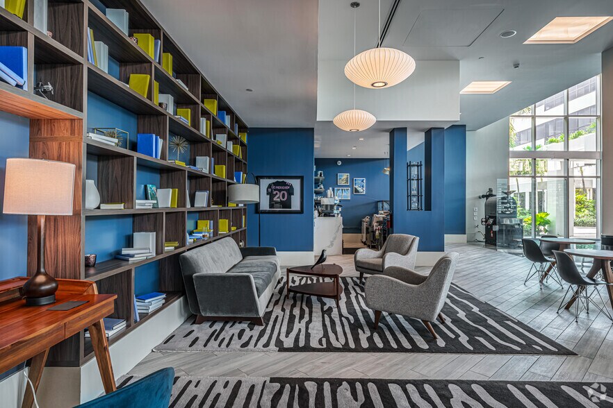 More Photos Of 1855 Griffin Rd, Dania Beach Office Residential For Lease