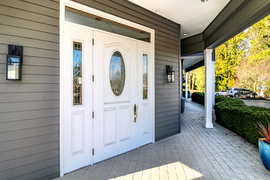 More Photos Of 1140 Bethel Ave, Port Orchard Storefront Retail Office For Lease