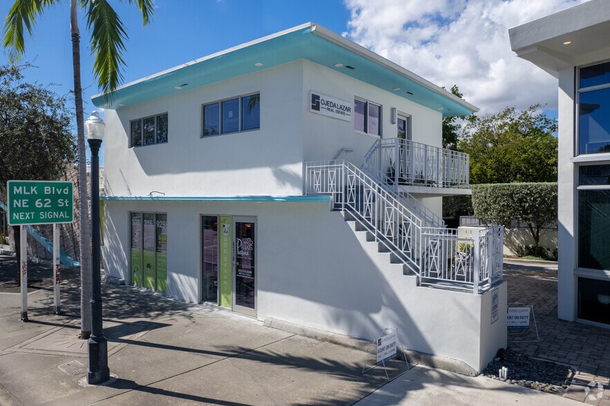 Primary Photo Of 6318 Biscayne Blvd, Miami General Retail For Lease