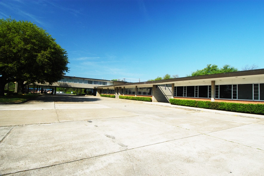 More Photos Of 1500 N Market St, Shreveport Office For Lease