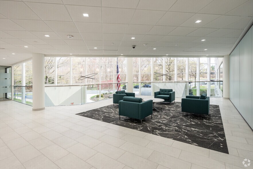More Photos Of 10 Waterview Blvd, Parsippany Office For Sale
