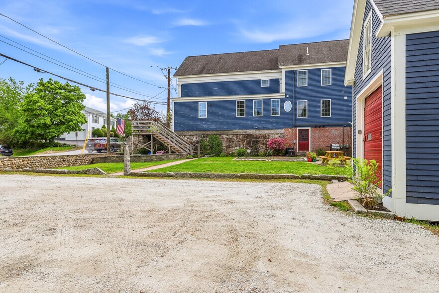 More Photos Of 1 Old Manchester Rd, Raymond Multifamily For Sale