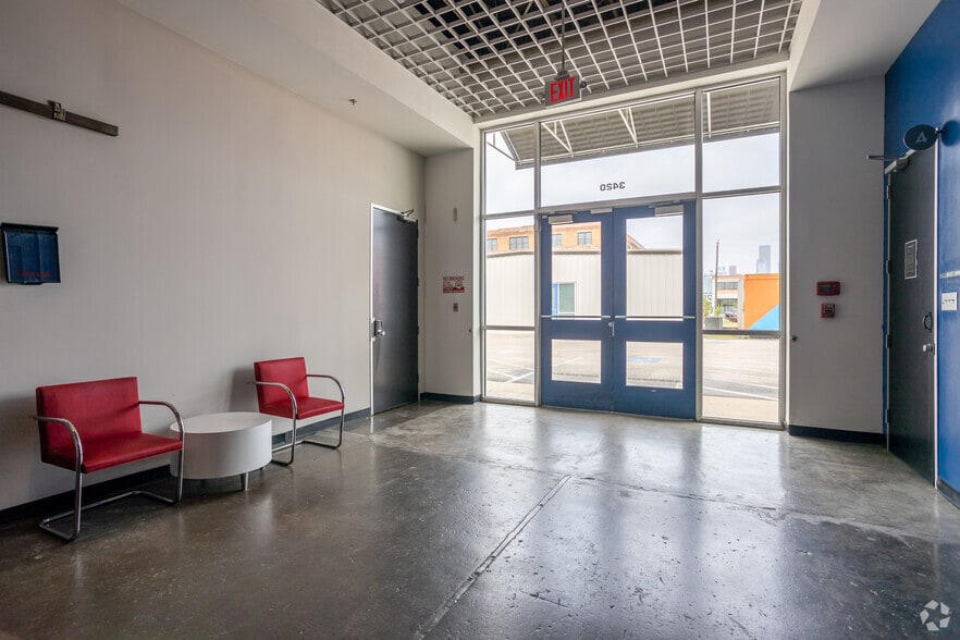 More Photos Of 3420 Rusk St, Houston Loft Creative Space For Sale