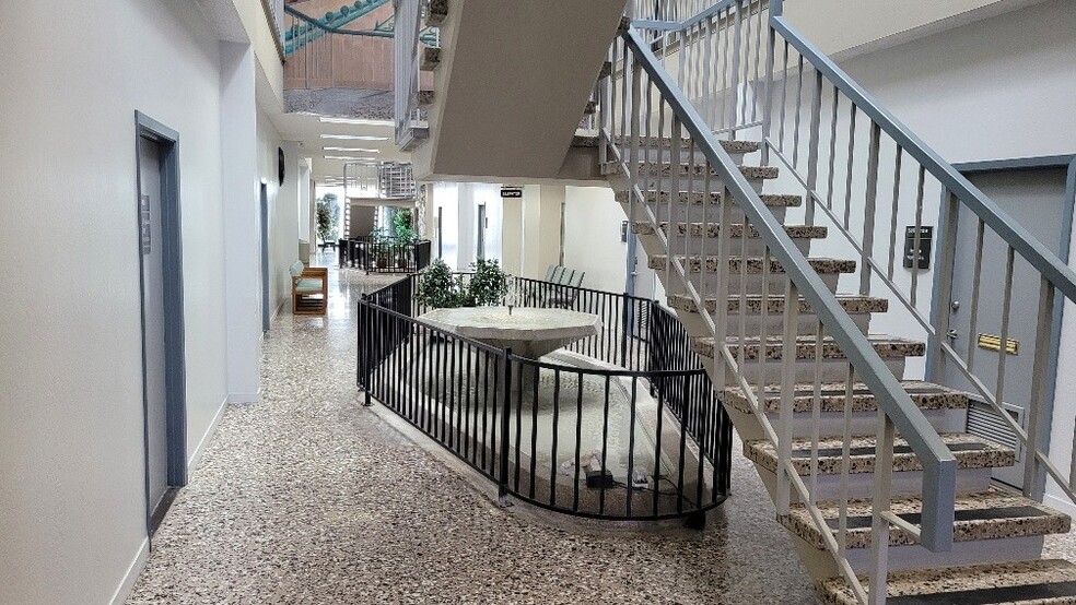 More Photos Of 2322 Butano Dr, Sacramento Medical For Lease