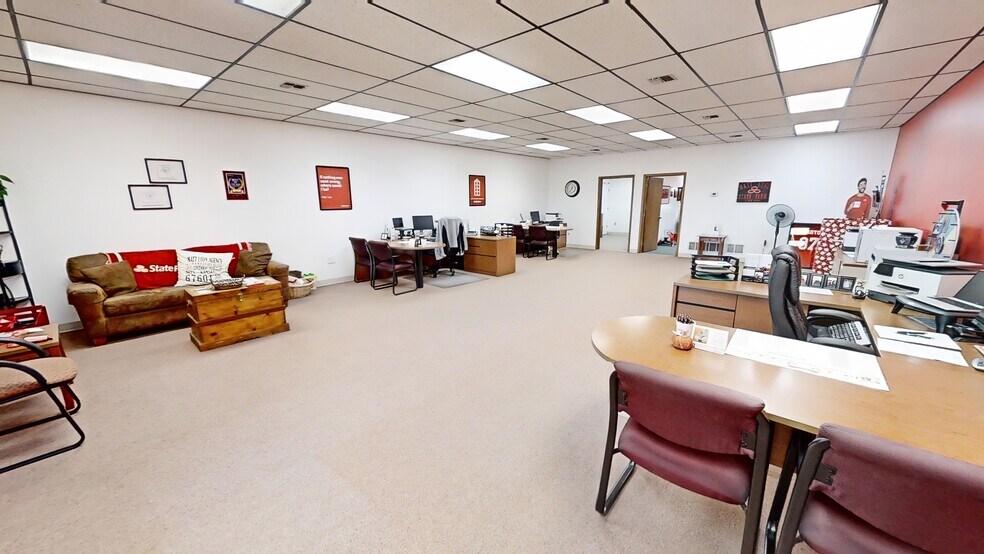 More Photos Of 103-105 103-105 E 27th St, Hays Office For Sale