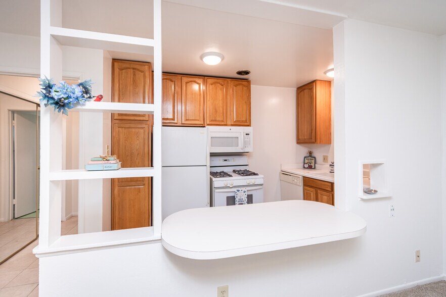 More Photos Of 616 17th St, Sacramento Apartments For Sale