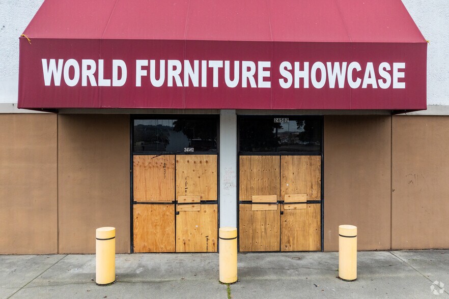 More Photos Of 24582 Hesperian Blvd, Hayward Freestanding For Lease