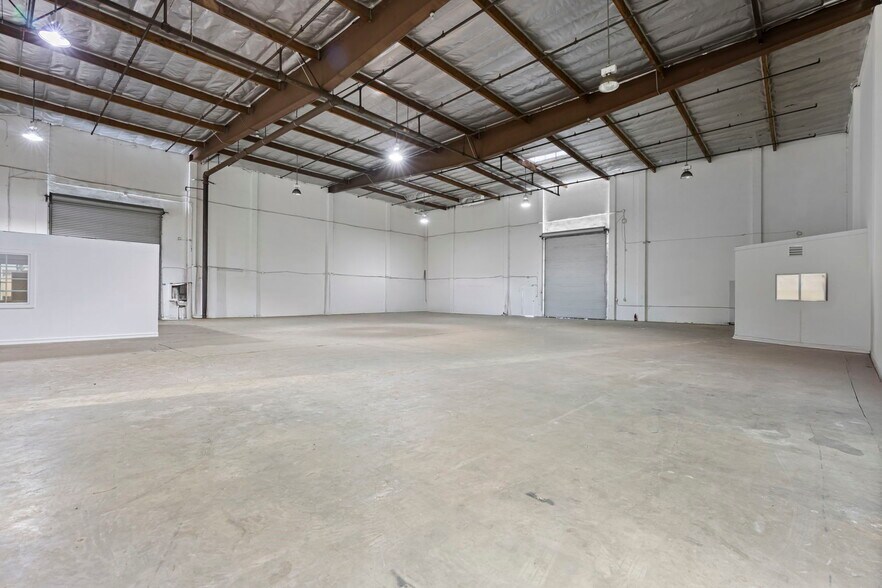 More Photos Of 3106 E Garvey Ave, West Covina Service For Sale