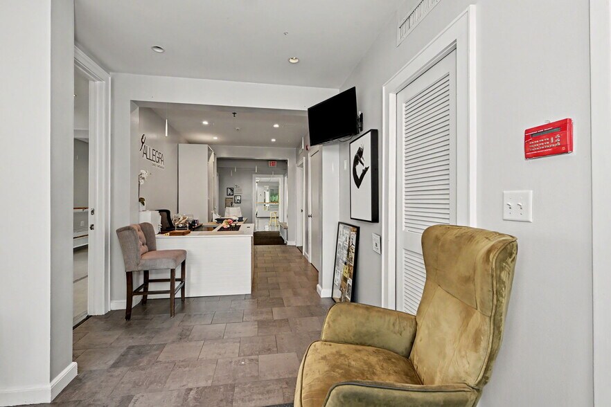 More Photos Of 245 Mill St, Greenwich Loft Creative Space For Lease