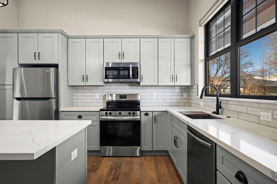 More Photos Of 734 Tahoe St, Reno Apartments For Sale