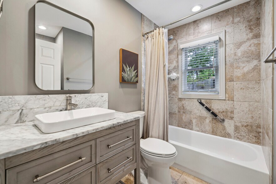 More Photos Of 1952 Wingate Rd, Chamblee Office For Sale