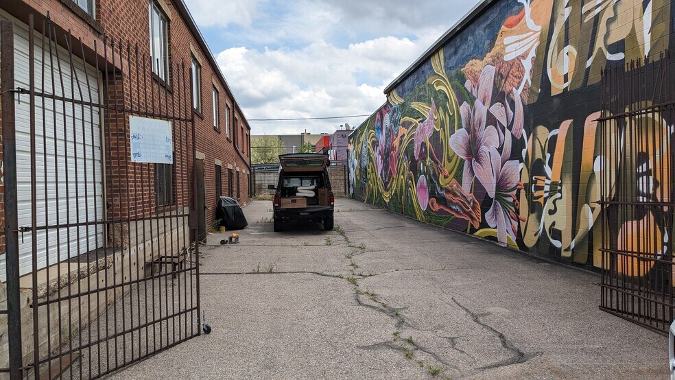 More Photos Of 50 W Arizona Ave, Denver Warehouse For Lease