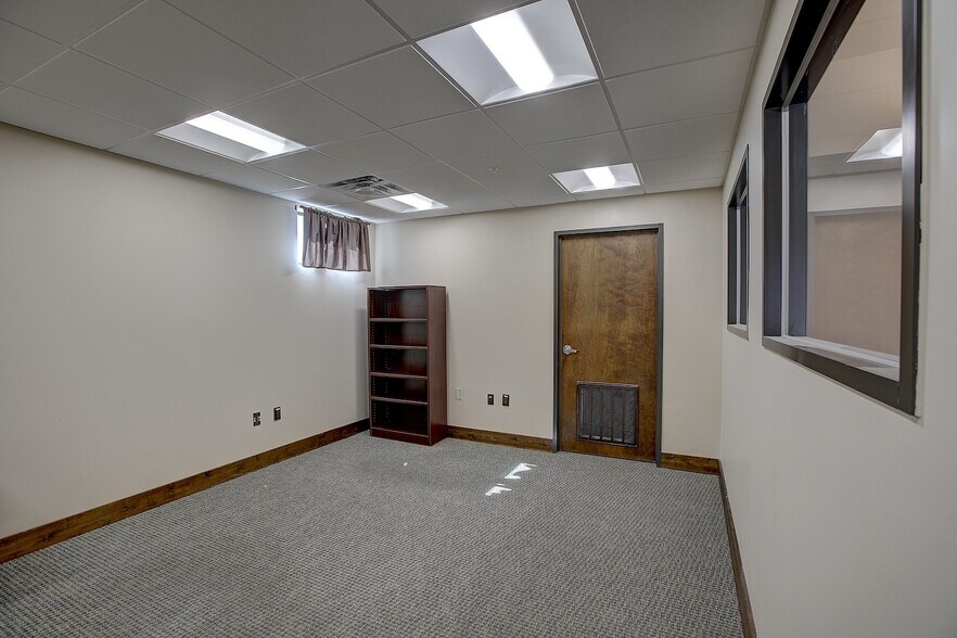 More Photos Of 810 S Rock St, Georgetown Apartments For Lease