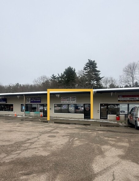 More Photos Of 97 Lafayette Rd, Hampton Falls Storefront For Lease