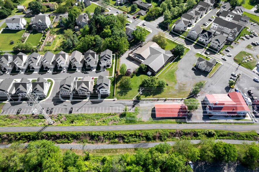 More Photos Of 20704 Ashburn Rd, Ashburn Unknown For Lease