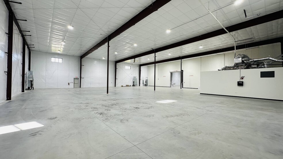 More Photos Of 155 Innovation Way, New Bern Warehouse For Lease