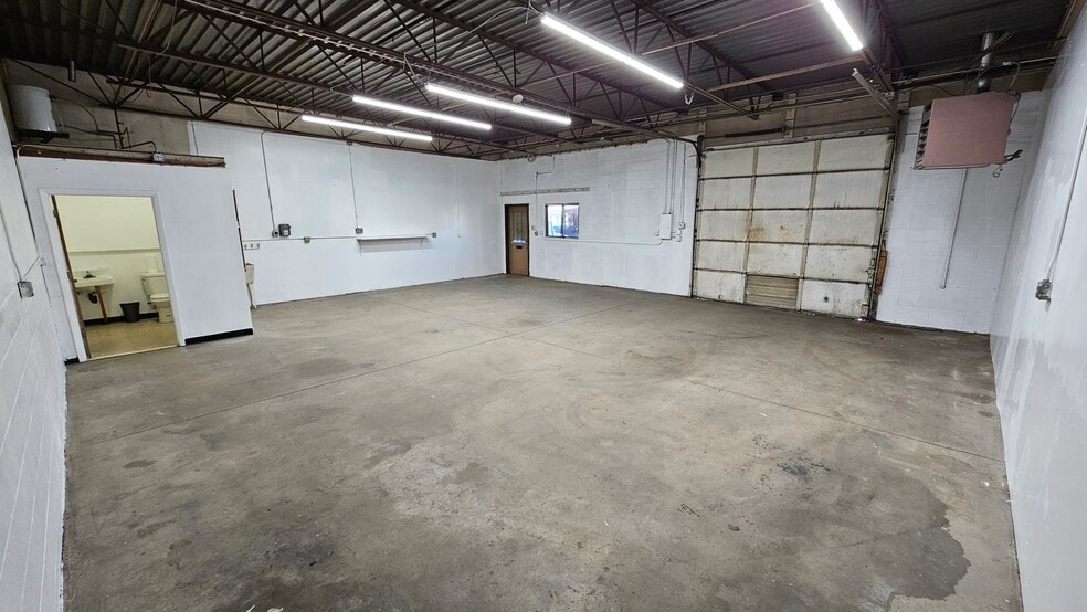 More Photos Of 7000 E 58th Ave, Commerce City Warehouse For Lease