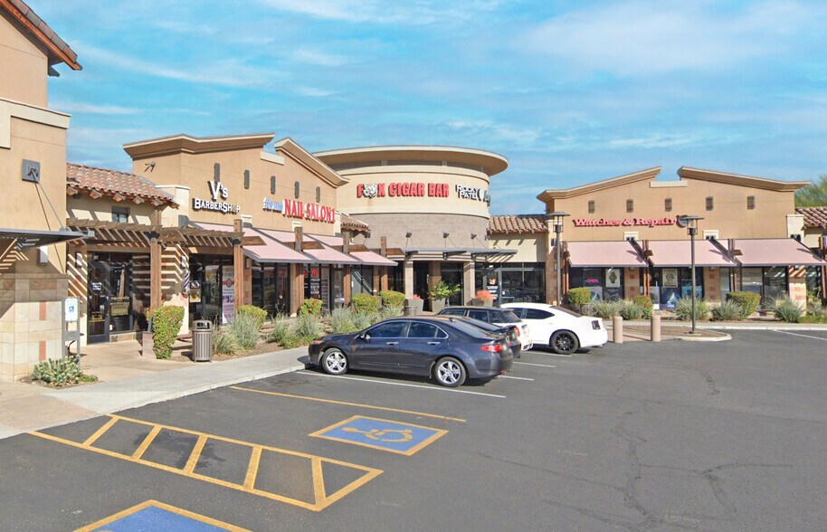 More Photos Of 1490 E Williams Field Rd, Gilbert Storefront For Lease