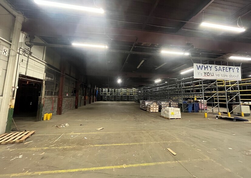 More Photos Of 4th & Pacific Ave @ Pacific Ave, West Pittston Warehouse For Sale
