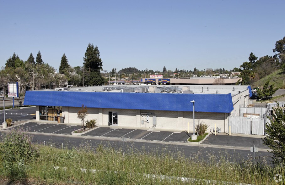 More Photos Of 28722-28728 Mission Blvd, Hayward Freestanding For Lease