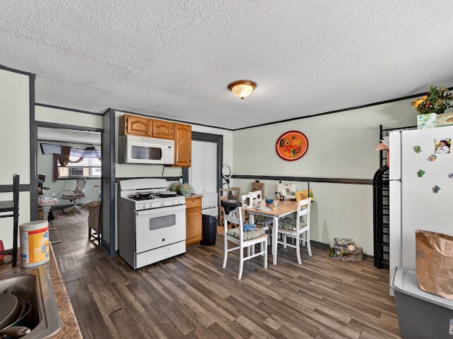 More Photos Of 29 Mowry St, Central Falls Apartments For Sale