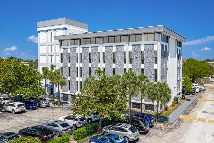 More Photos Of 100 E Linton Blvd, Delray Beach Office For Lease