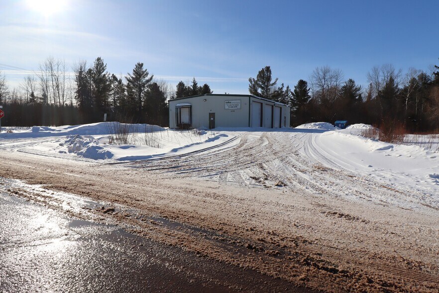 More Photos Of 1301 Sum Rd rd, Ashland Flex For Sale