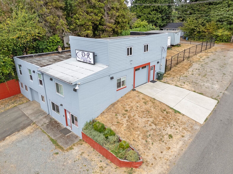 Primary Photo Of 709 106th St S, Tacoma Auto Repair For Sale