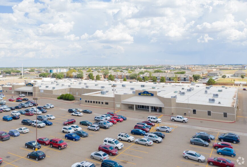 More Photos Of 2002 W Loop 289, Lubbock Office For Lease
