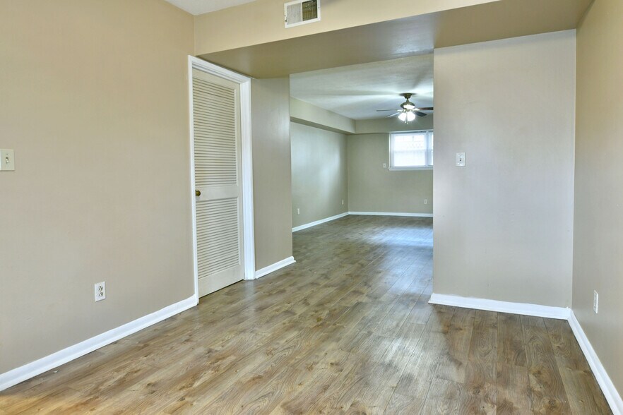 More Photos Of 203-205 Churchill Hubbard Rd, Youngstown Apartments For Sale