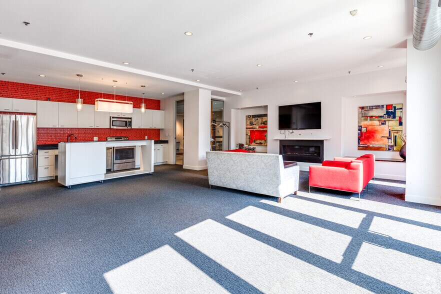 More Photos Of 915 Washington Ave N, Minneapolis Apartments For Lease