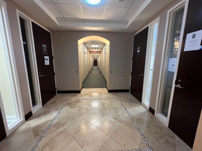 More Photos Of 6735 Conroy Windermere Rd, Orlando Medical For Lease