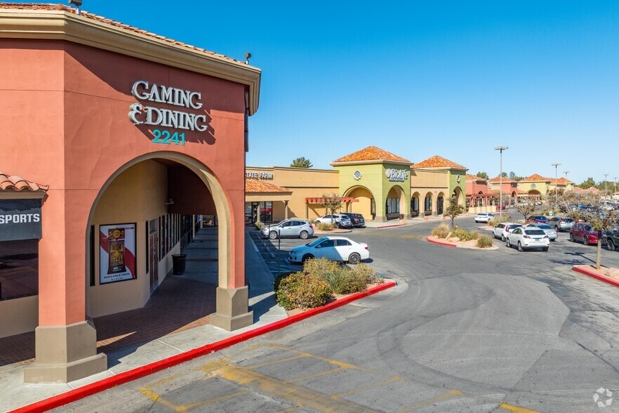 More Photos Of 2241-2277 N Green Valley Pky, Henderson Unknown For Lease