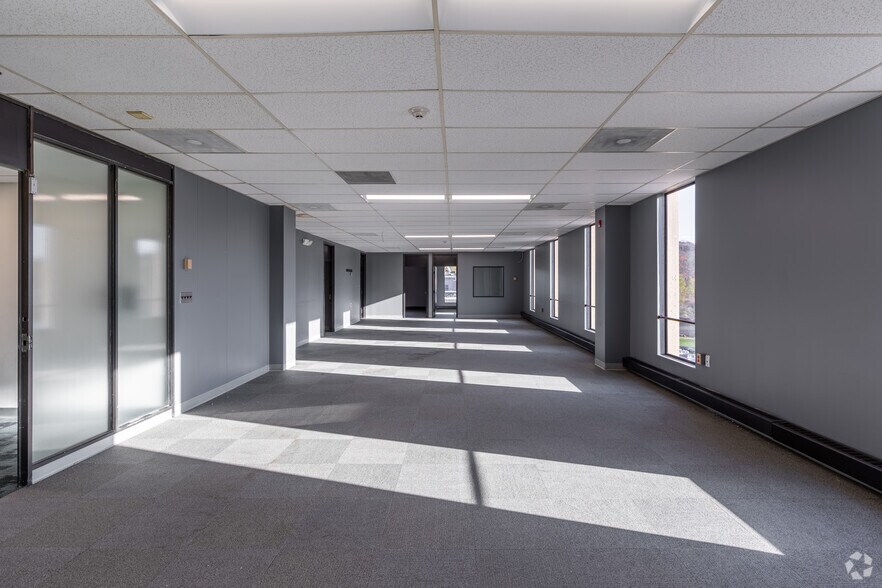 More Photos Of 101 Water St, Norwich Office For Sale