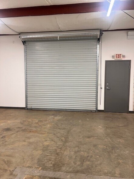 More Photos Of 501 Workman St, Bakersfield Light Distribution For Lease