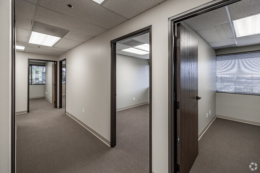 More Photos Of 500 S Kraemer Blvd, Brea Office For Lease
