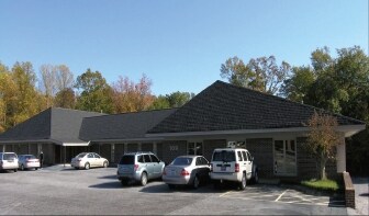 More Photos Of 109 Fleetwood Dr, Easley Office For Lease