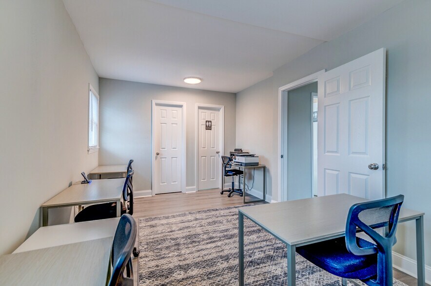 More Photos Of 2703 Spruill Ave, North Charleston Office For Sale