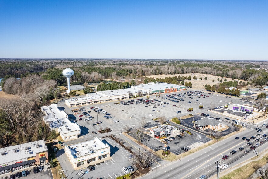 More Photos Of 1403-1413 N Main St, Suffolk General Retail For Lease