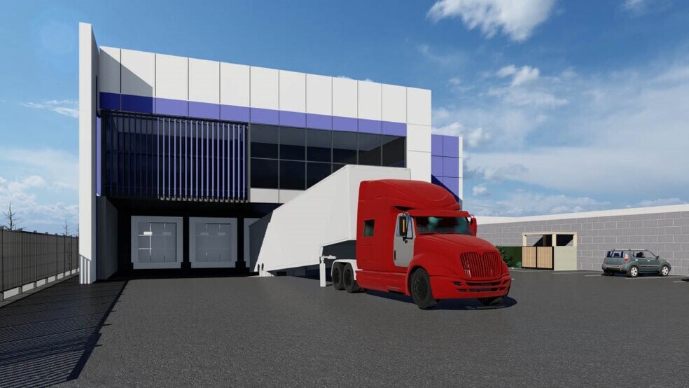 More Photos Of 1675 Santa Fe Ave, Long Beach Industrial For Lease