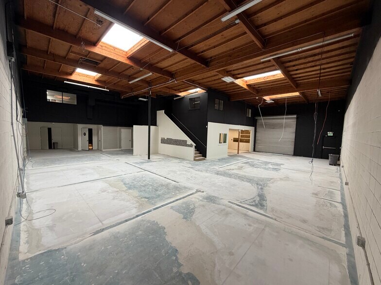 More Photos Of 683-685 Vernon Way, El Cajon Warehouse For Lease