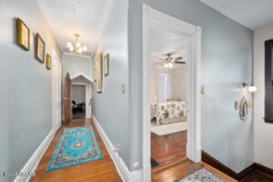 More Photos Of 228 W Howry Ave, Deland Storefront Retail Office For Sale